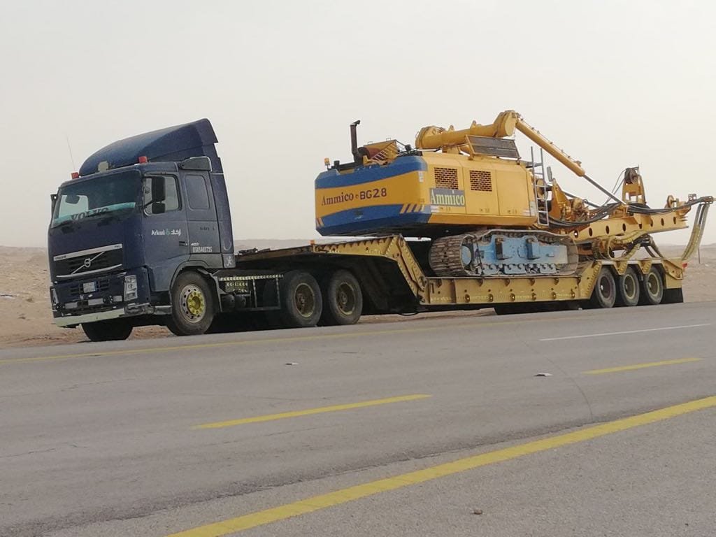 نقليات توفر لوبد الهيدروليك للحمولات الضخمة في الامارات