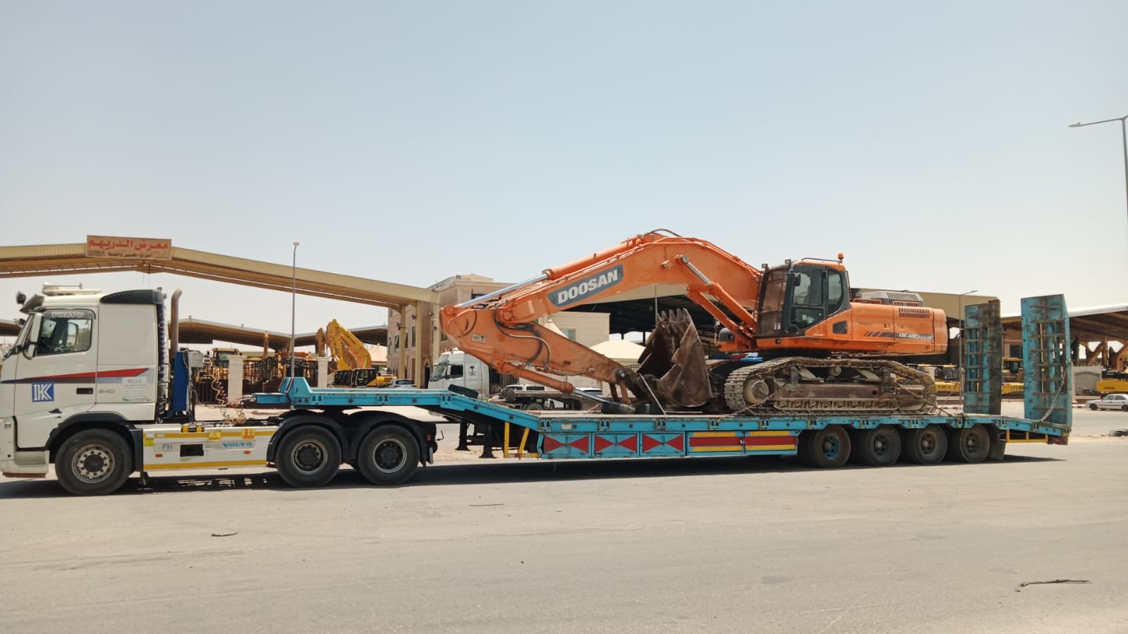 نقل تجاري إلى بغداد والعراق