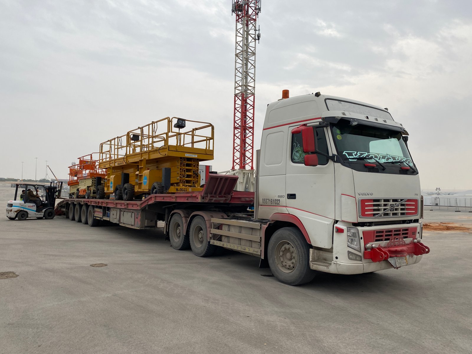 لوبد متاح في دبي, ميناء جبل علي, أسعار تبتدي من 550 درهم إماراتي
