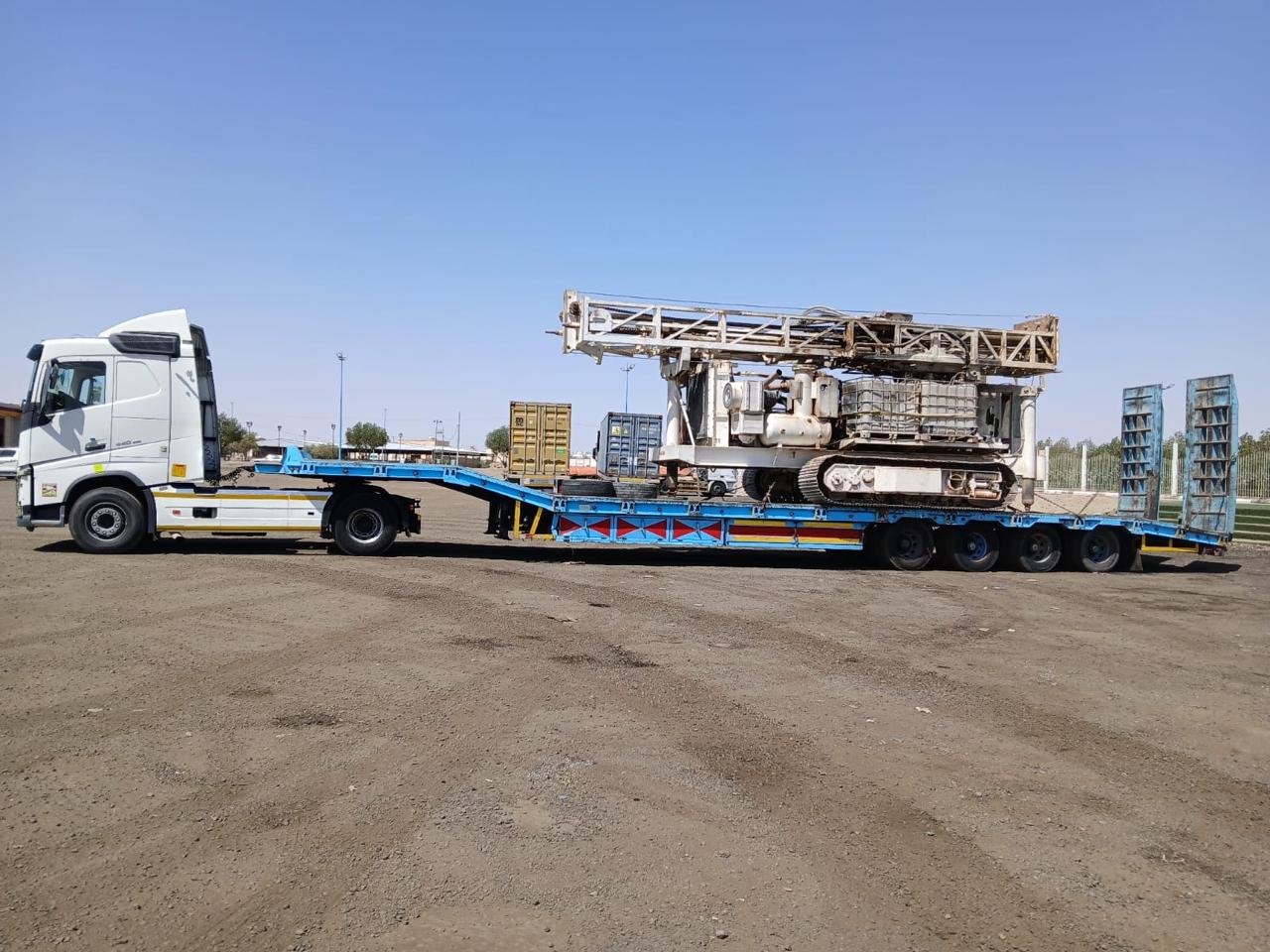 عروض نقل معدات الحفارات الشاقولية